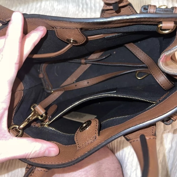 Burberry House Check Derby Leather Small Banner Tote in Tan - Picture 5 of 8